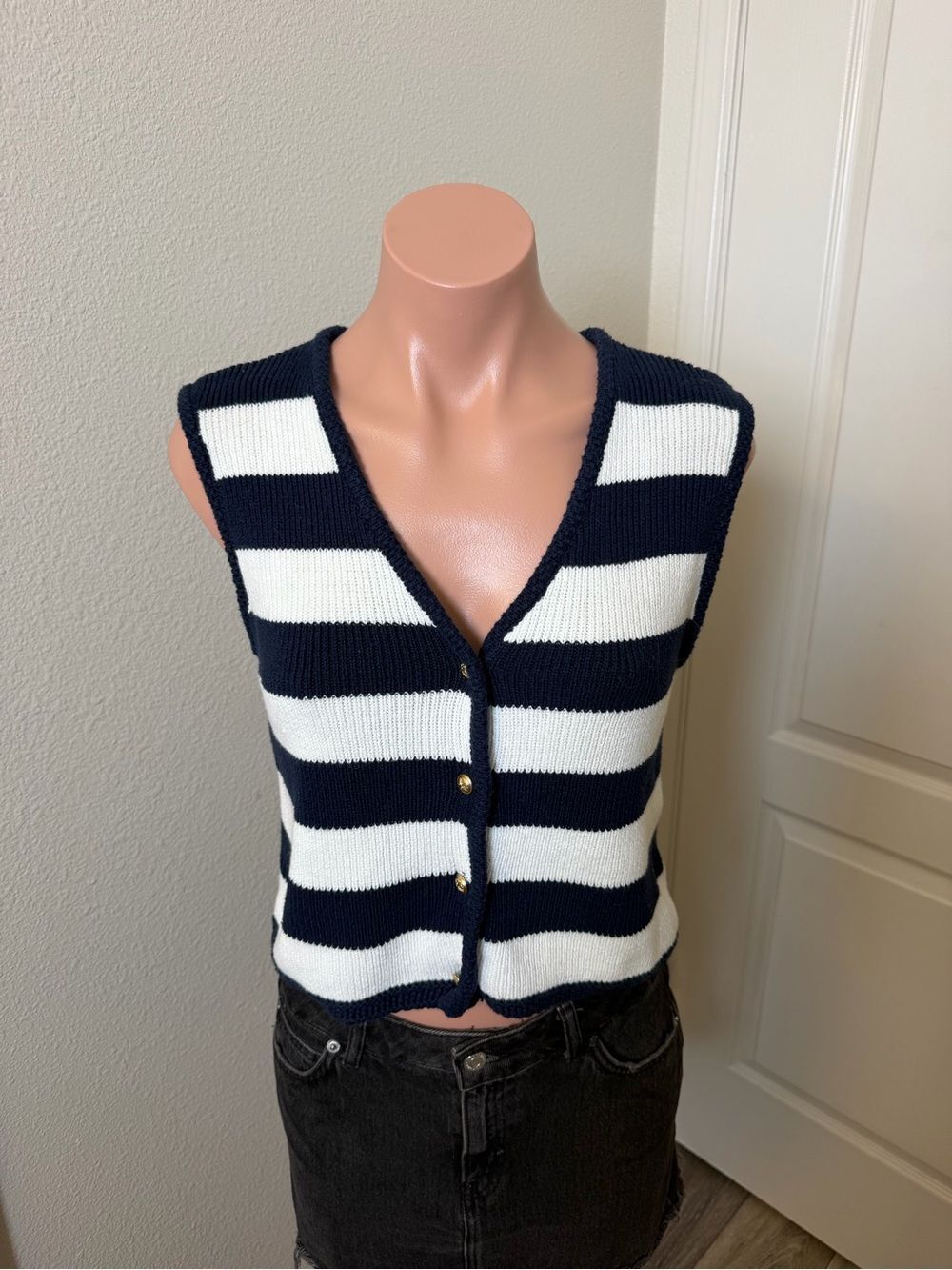 Sincerely Jules Navy and White Striped V-Neck Button Vest Sz M